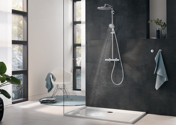 Наружный монтаж душевой системы