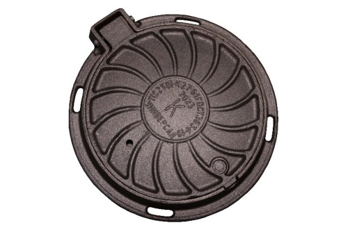 Люк тяжелый Т(С250) с шарниром Универсал